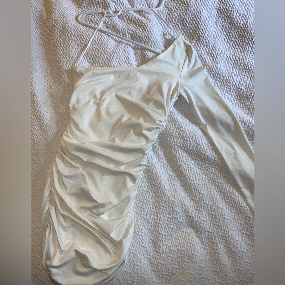 Beginning Boutique - Asymmetrical White Dress